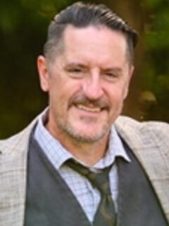 Michael Cummings